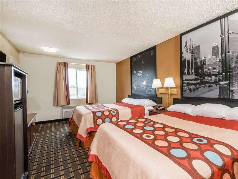 Hotel Super 8 By Wyndham Indianapolis/Ne/Castleton Area Extérieur photo