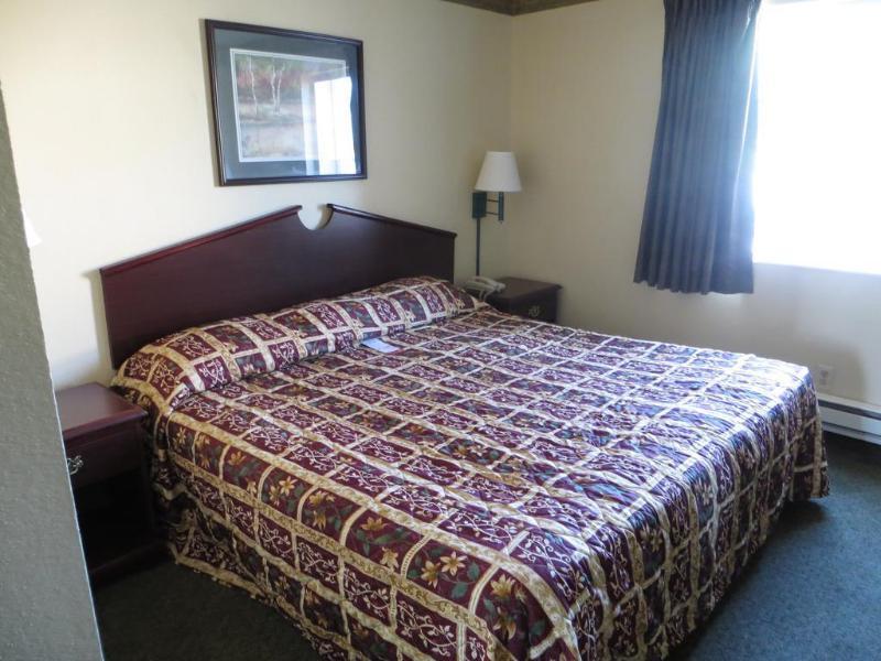 Hotel Super 8 By Wyndham Indianapolis/Ne/Castleton Area Extérieur photo